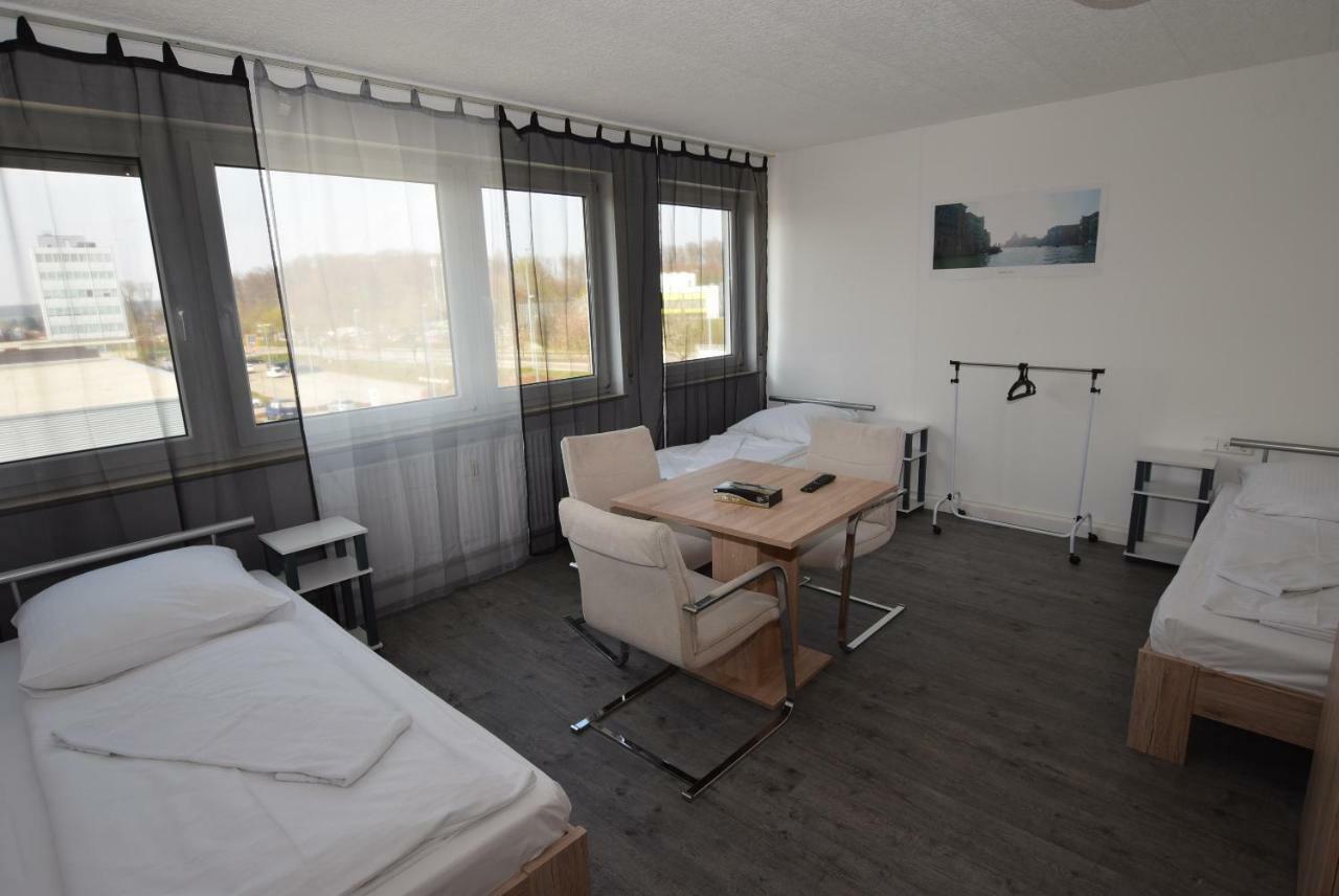 Monteurzimmer Messe Airport Wolfschlugen Екстериор снимка